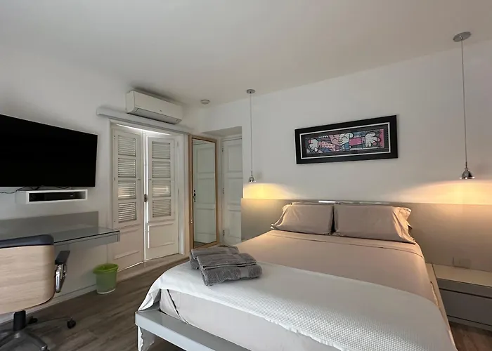 Elegant 2 Bedroom Penthouse Ipanema Best Location