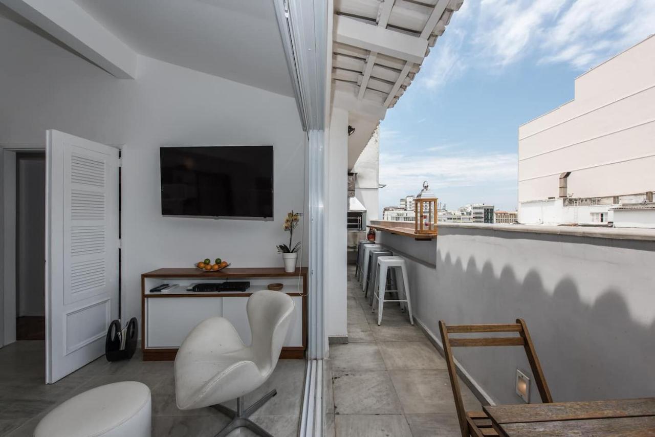 Elegant 2 Bedroom Penthouse Ipanema Location * Rio de Janeiro