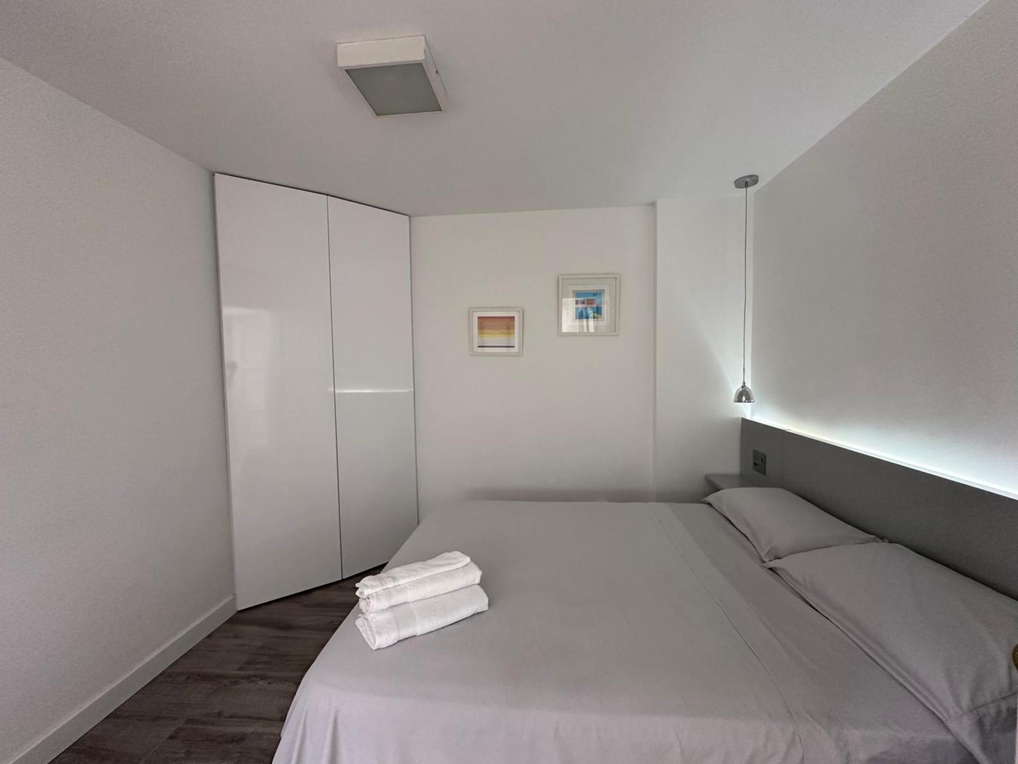 Apartment Elegant 2 Bedroom Penthouse Ipanema Location Rio de Janeiro